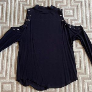 Generation love grommet top